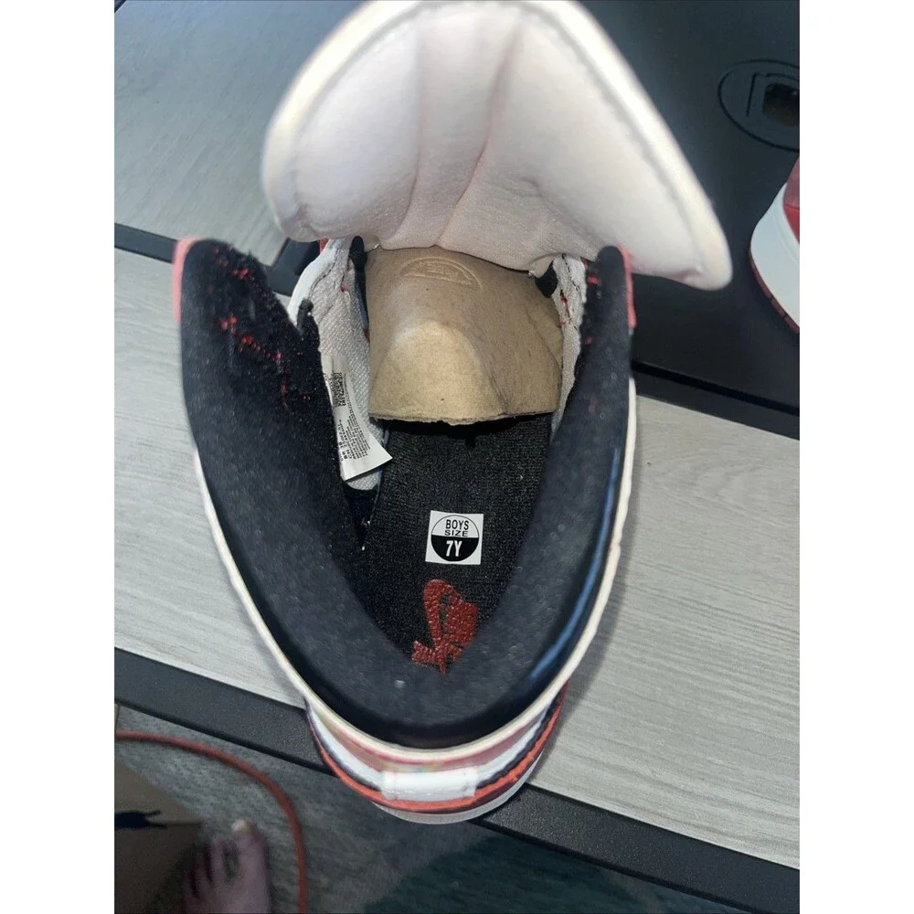 Size 7 - Jordan 1 Retro OG x Marvel High Next Chapter